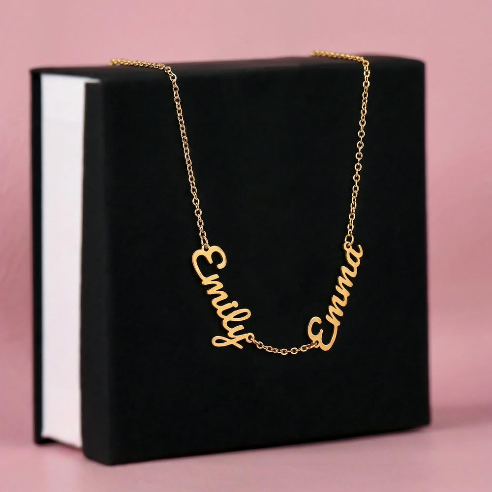 LET MOM WEAR YOUR NAME AROUND HER NECK